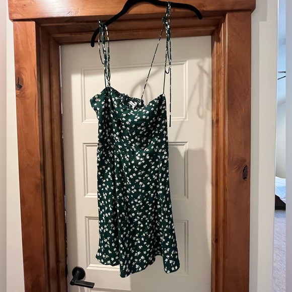 Reformation Presley dress NWT - Picture 2 of 3